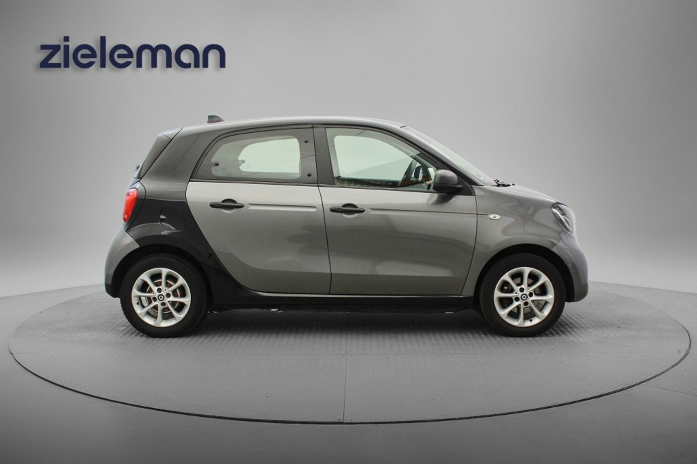 Foto van Smart Forfour