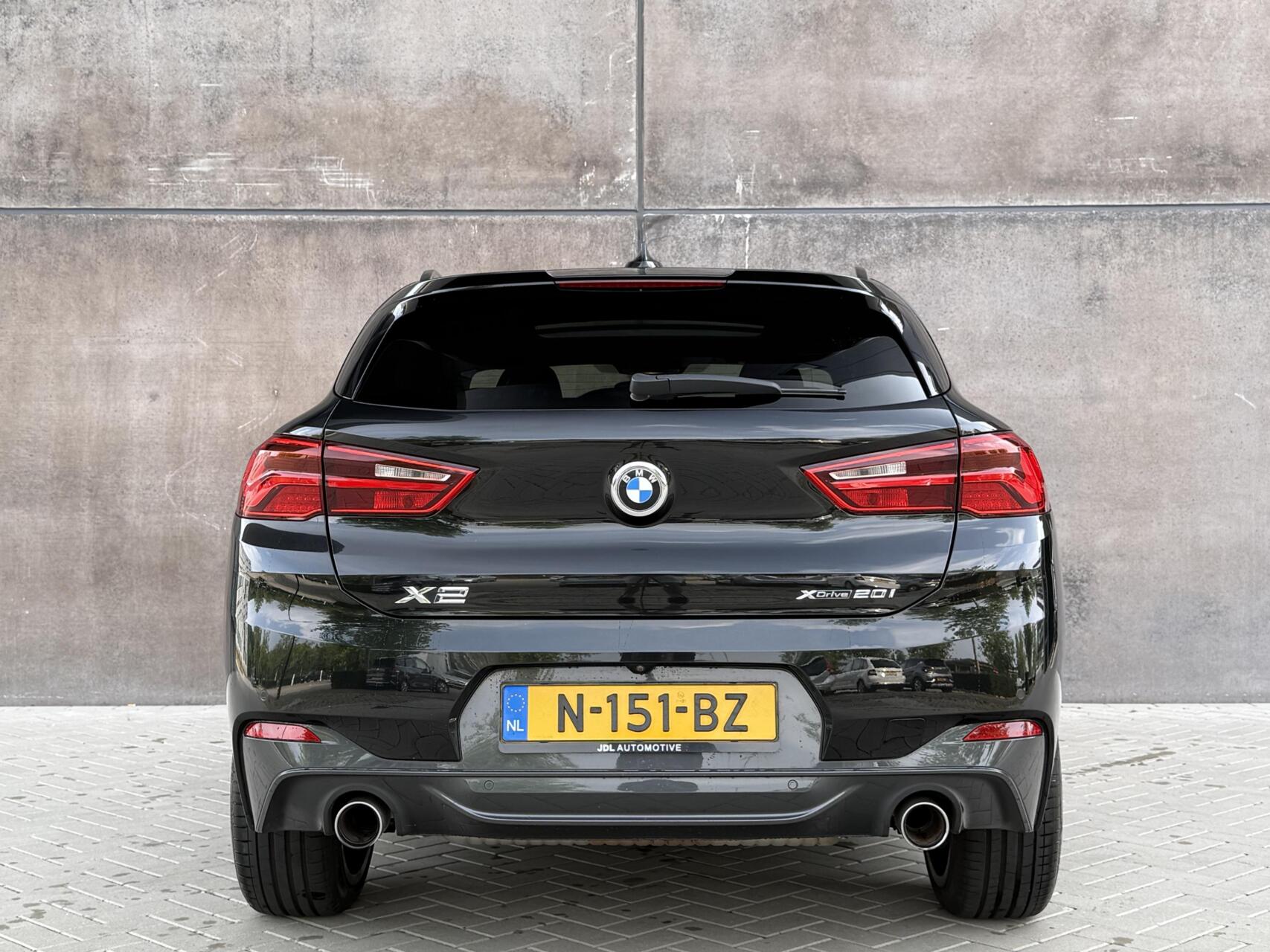 Foto van BMW X2 Xdrive20i