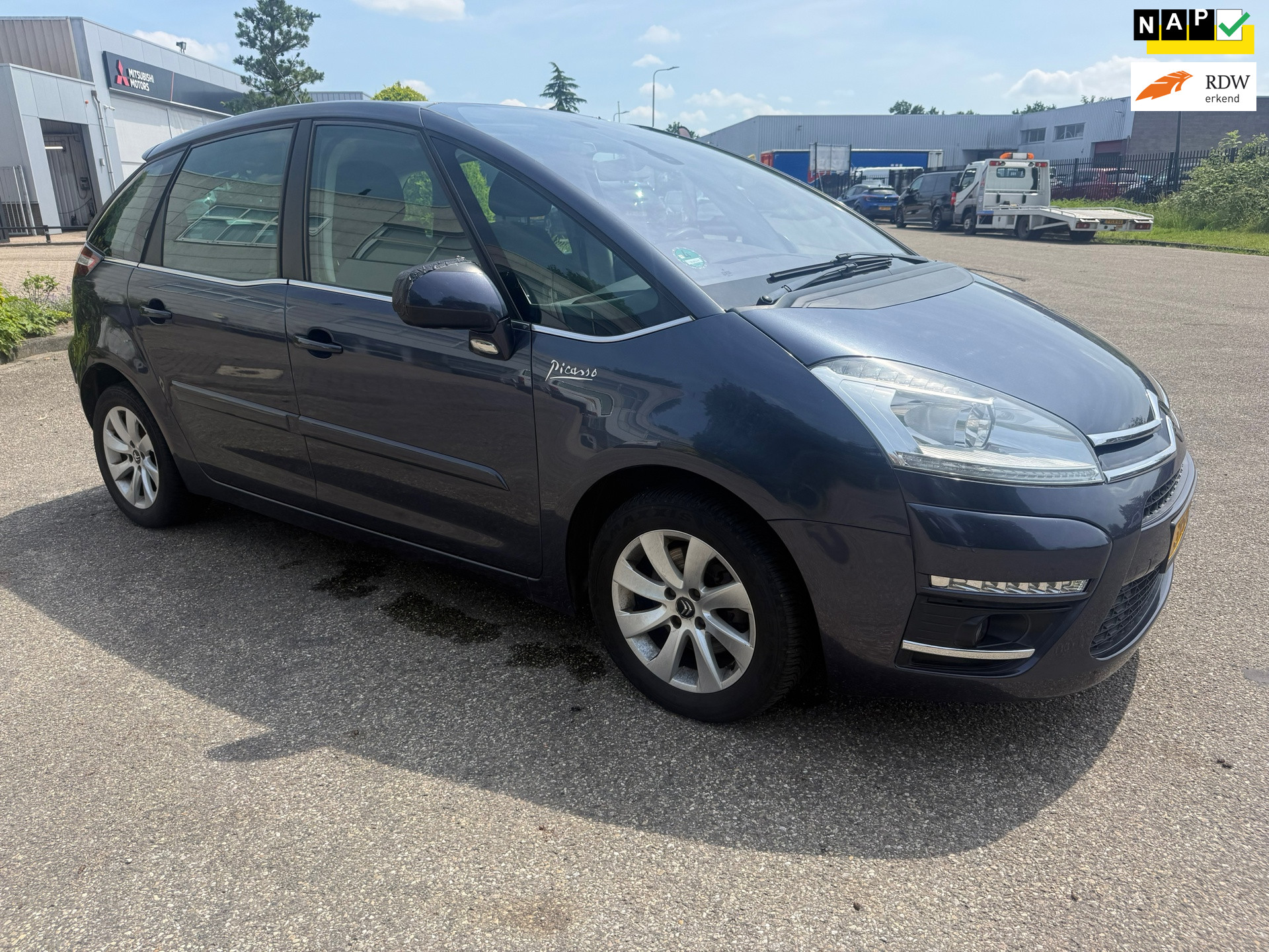 Citroen C4 Picasso 1.6 THP Ligne Business EGS AUTOMAAT NIEUWE APK 2011 - voorkant