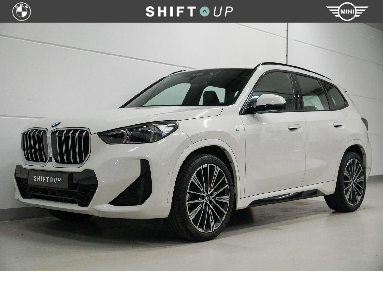 BMW X1 sDrive18i 2022 - voorkant
