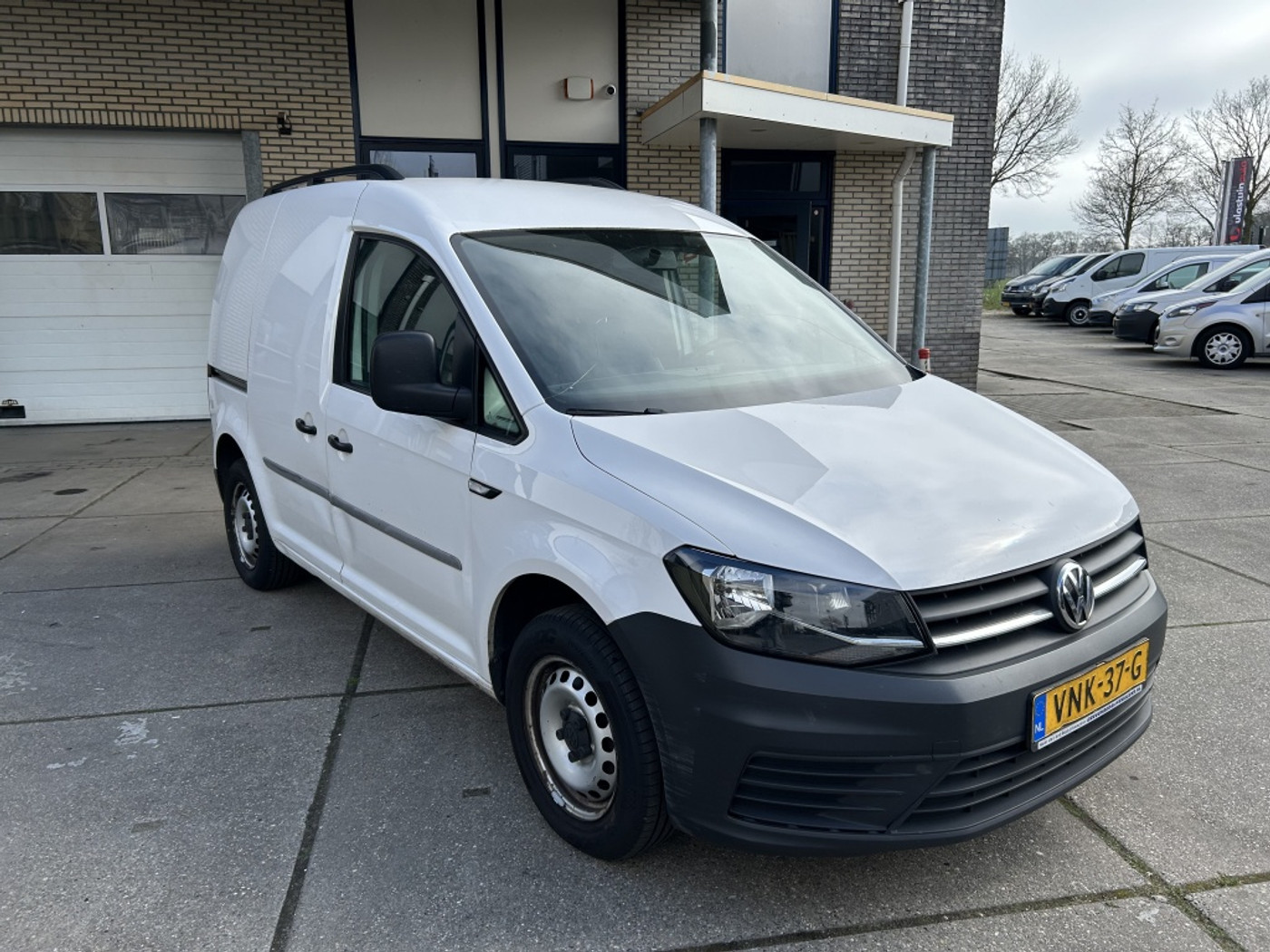 Volkswagen Caddy 1.0 TSI BENZINE 2017 - voorkant