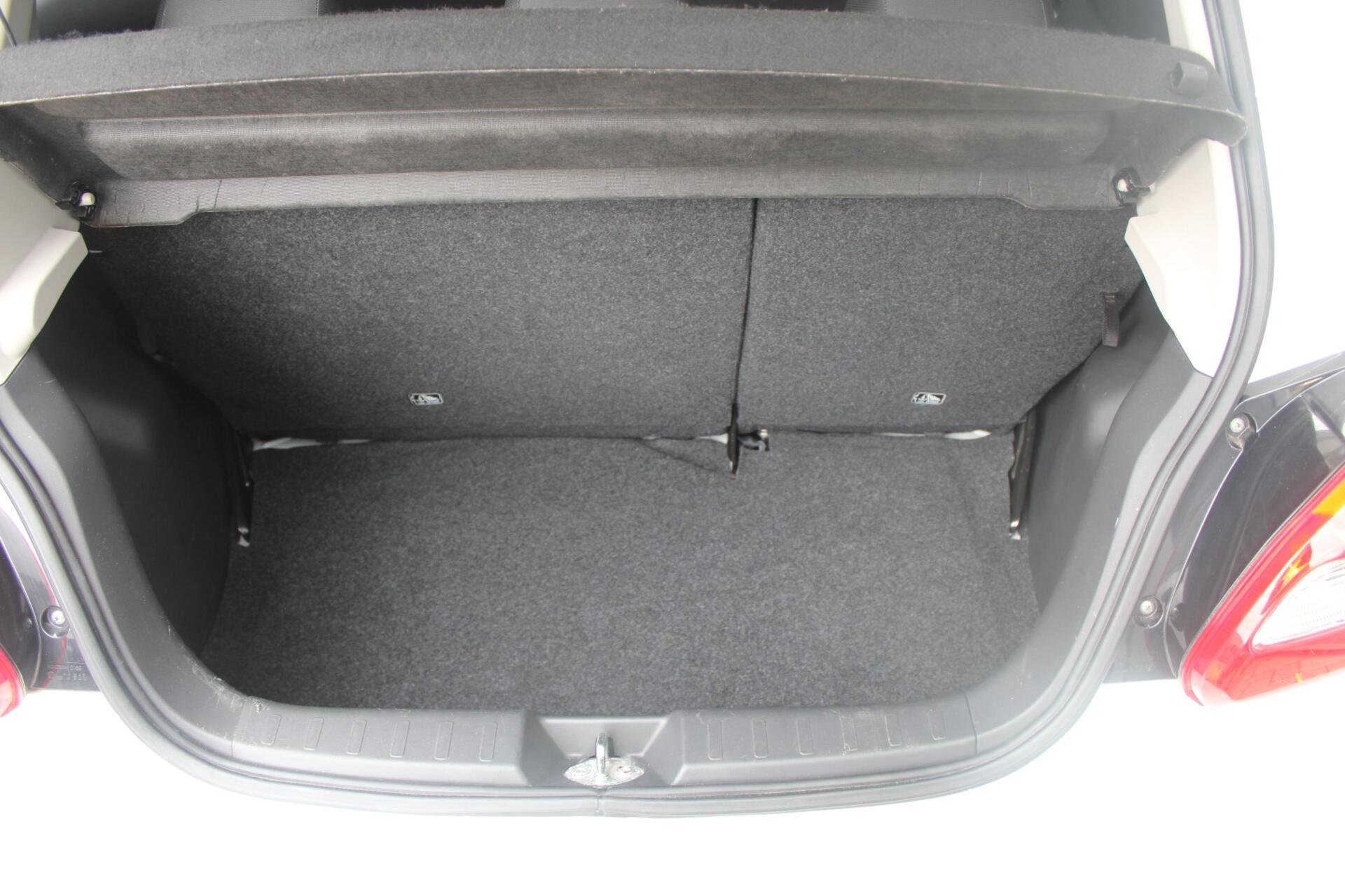 Foto van Mitsubishi Mitsubishi Space Star