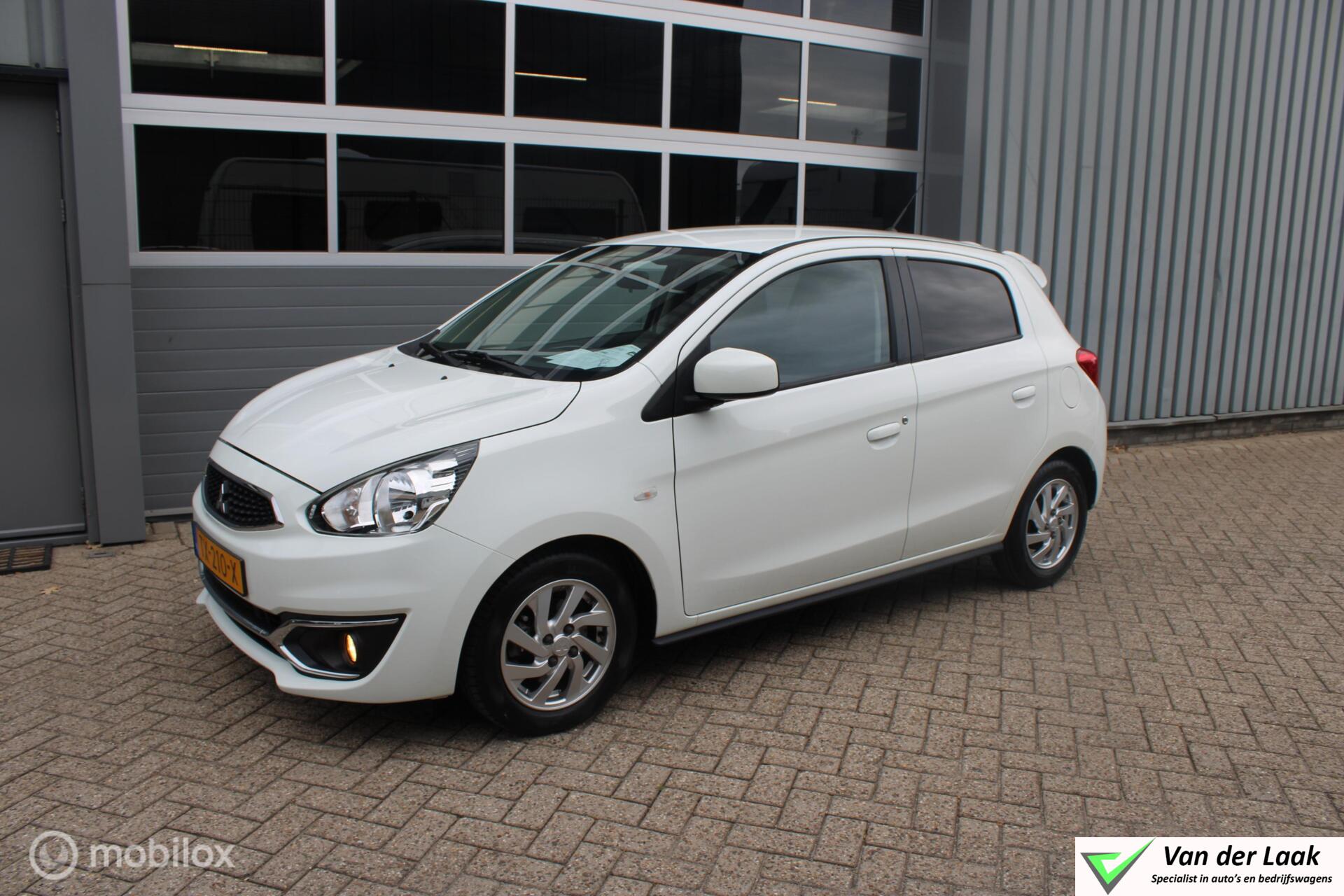 Mitsubishi Mitsubishi Space Star 1.0 Active NL Auto Boekjes | Navigatie | Sportvelgen. 2018 - voorkant
