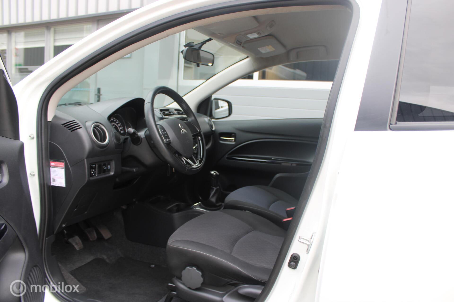 Foto van Mitsubishi Mitsubishi Space Star