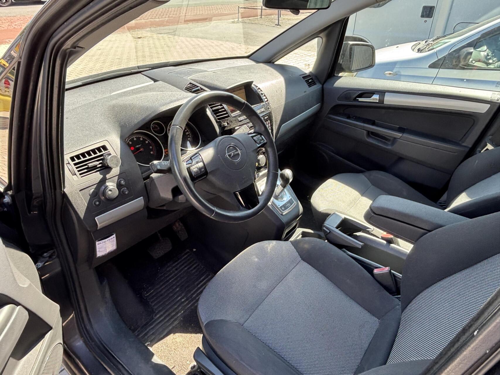 Foto van Opel Zafira