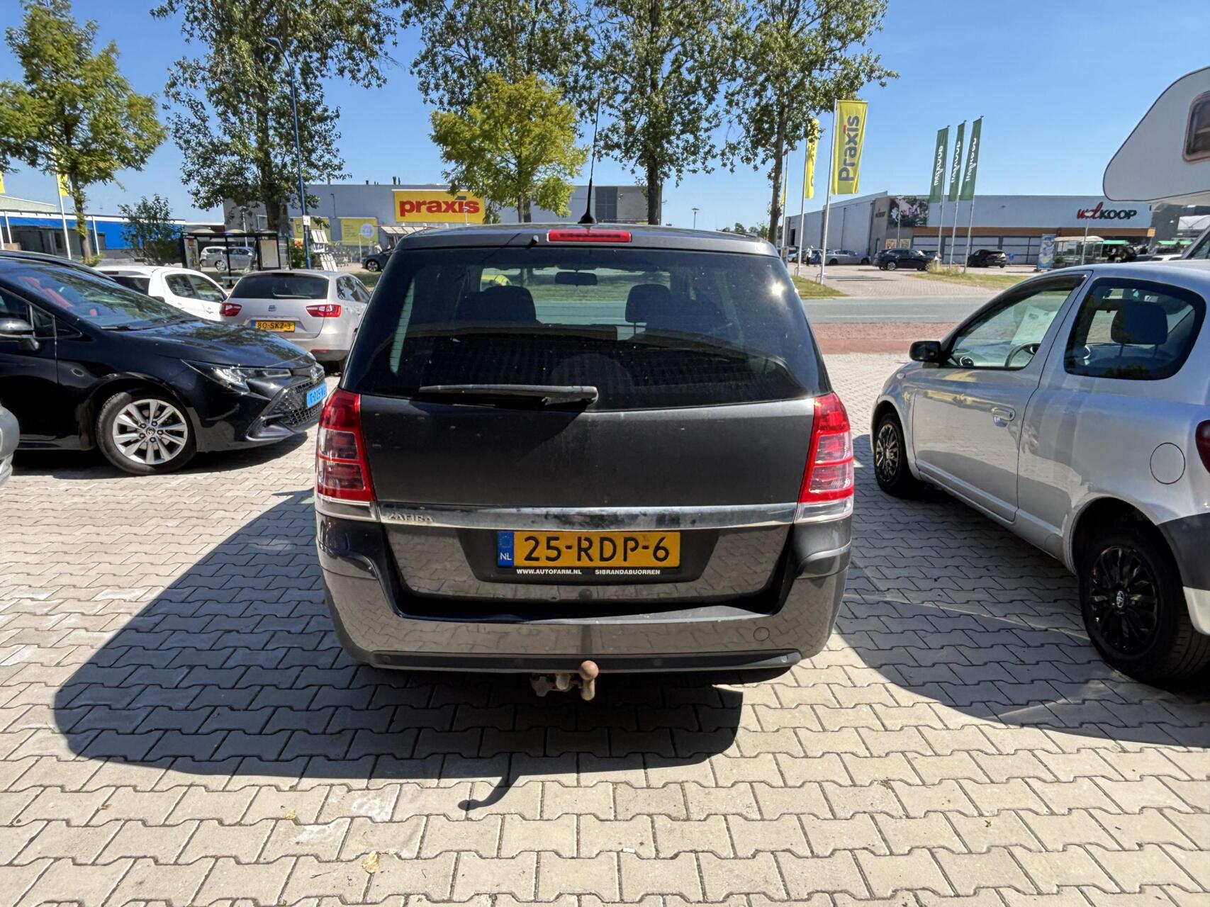 Foto van Opel Zafira