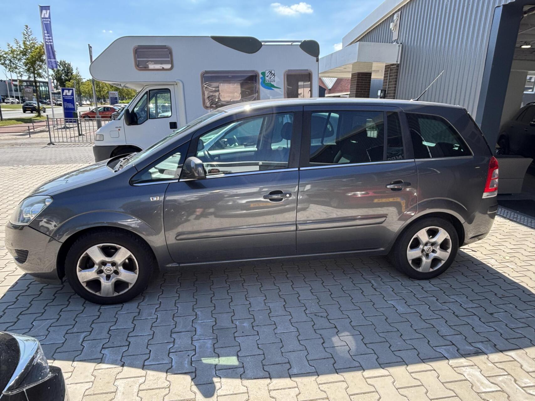 Foto van Opel Zafira