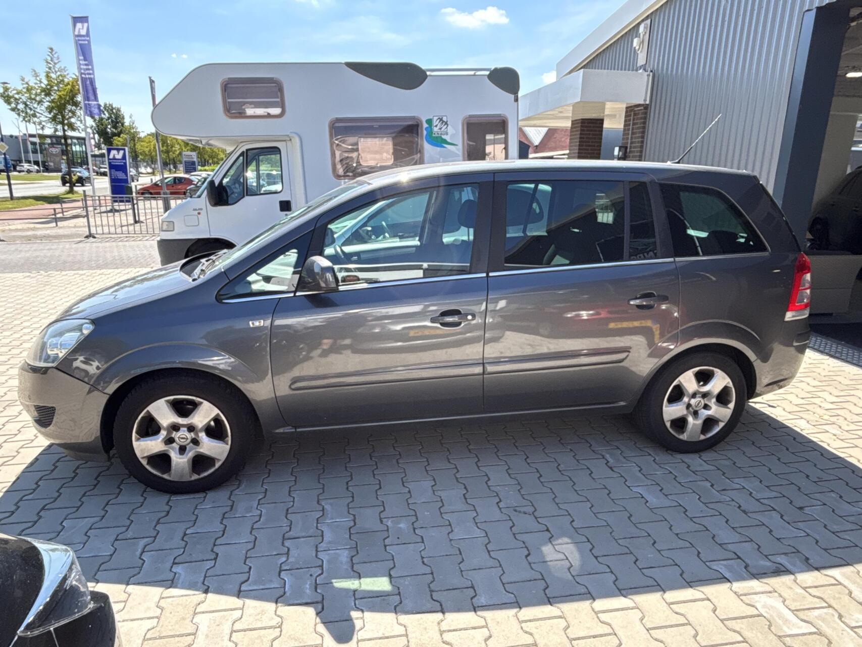 Foto van Opel Zafira