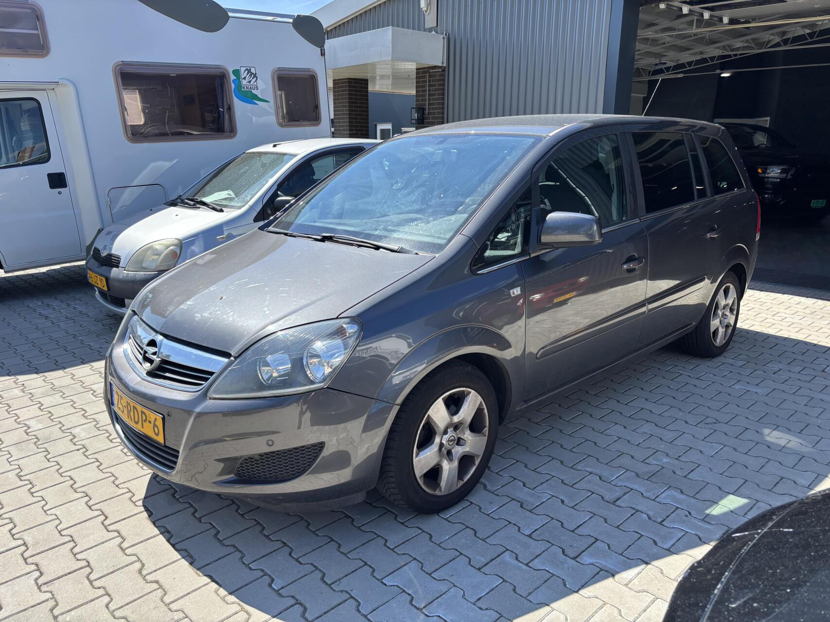 Foto van Opel Zafira