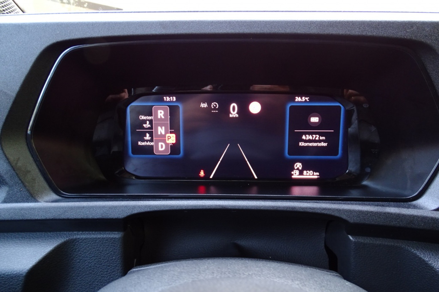 Foto van Volkswagen Caddy Modified Partition Wall