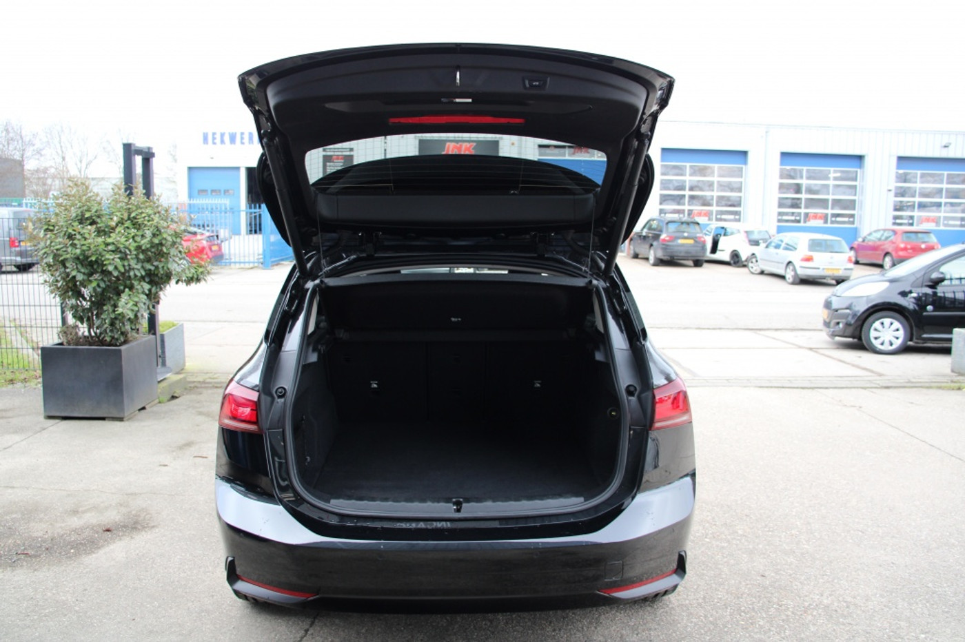 Foto van BMW 225e xDrive Active Tourer