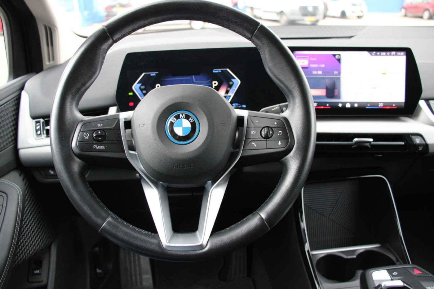 Foto van BMW 225e xDrive Active Tourer