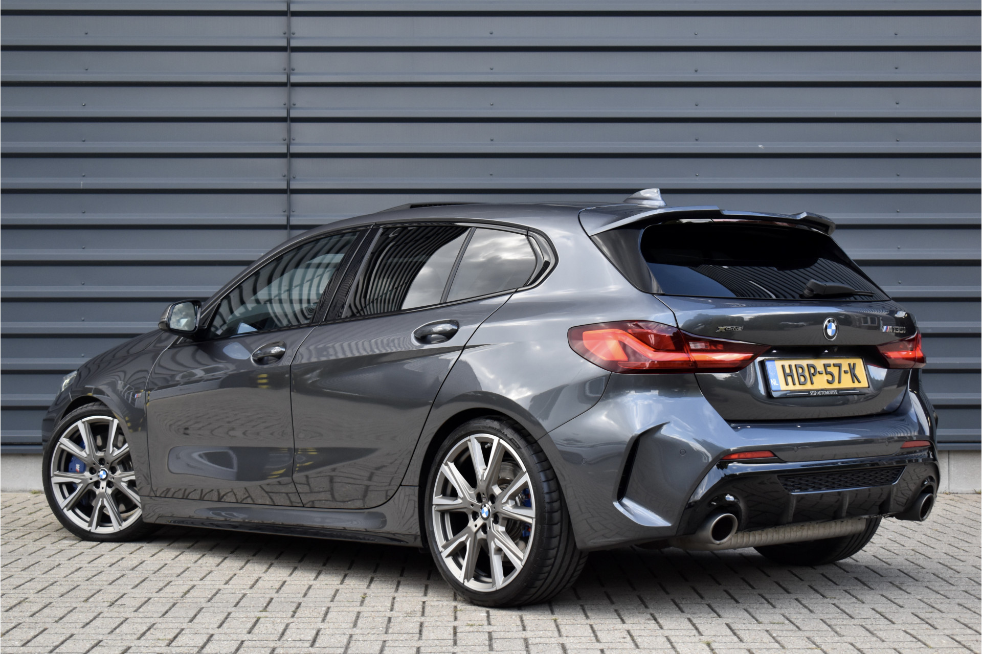 Foto van BMW M135i xDrive