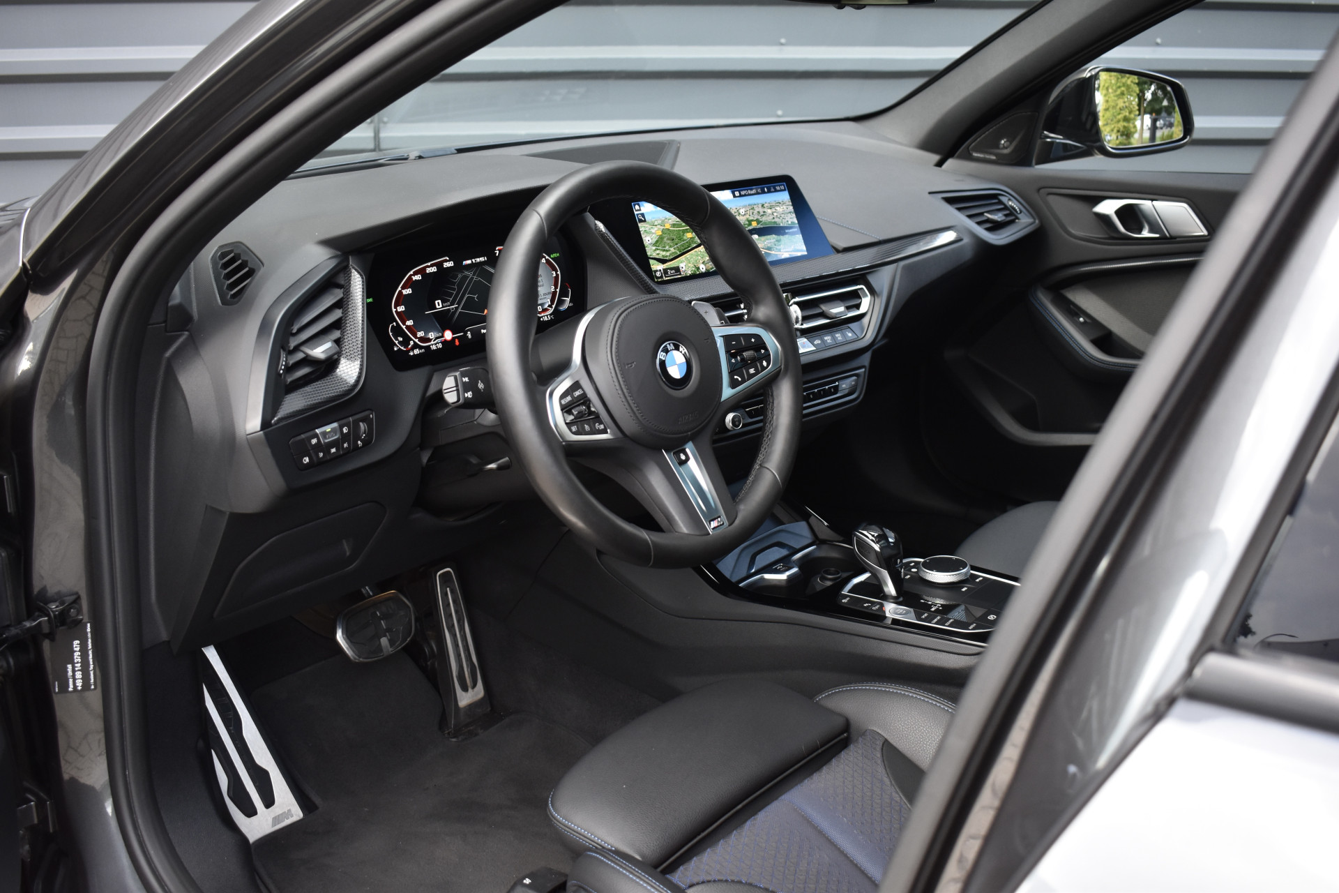 Foto van BMW M135i xDrive