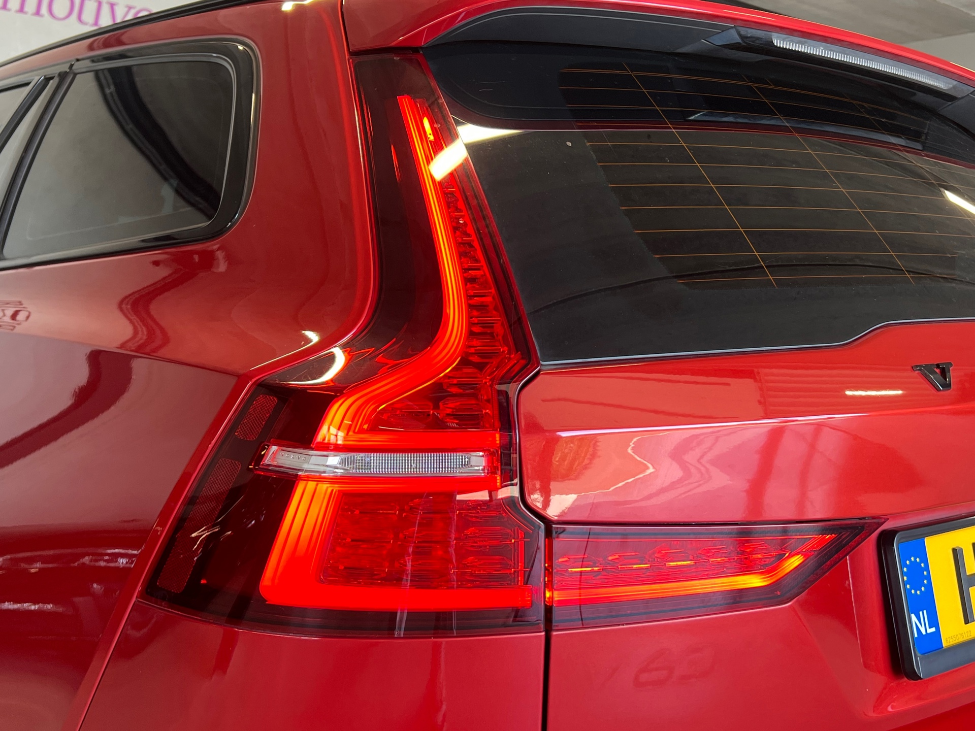 Foto van Volvo V60 T8 Twin Engine