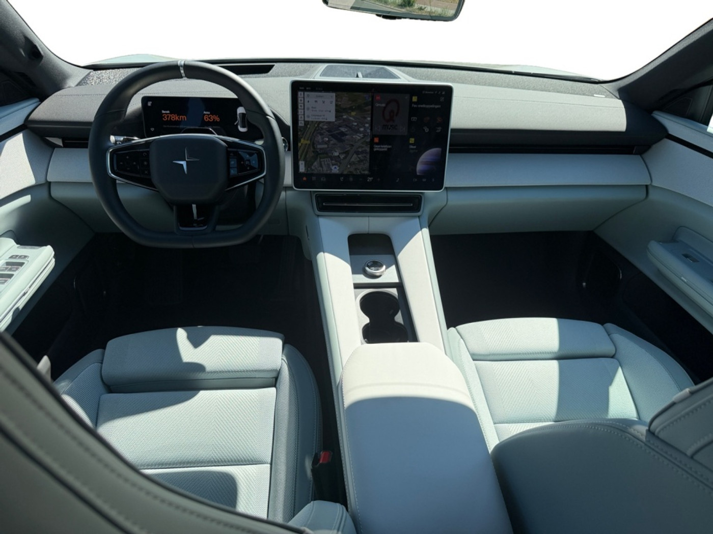 Foto van Polestar Polestar 4