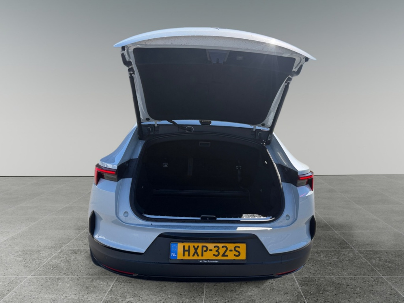 Foto van Polestar Polestar 4