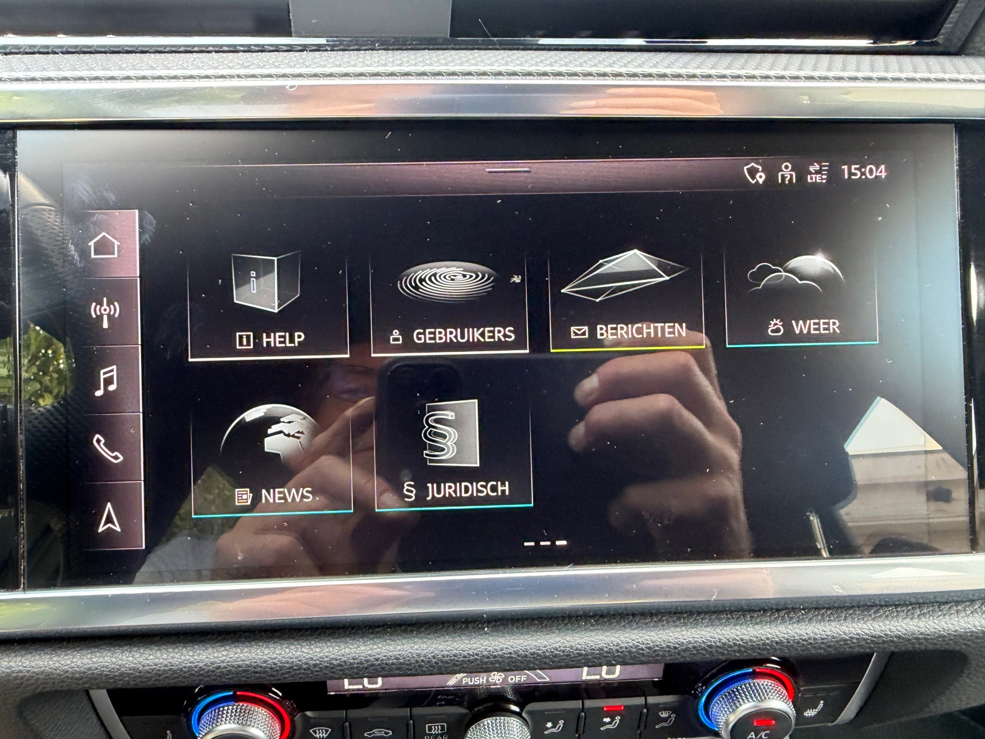 Foto van Audi Q3 E-tron