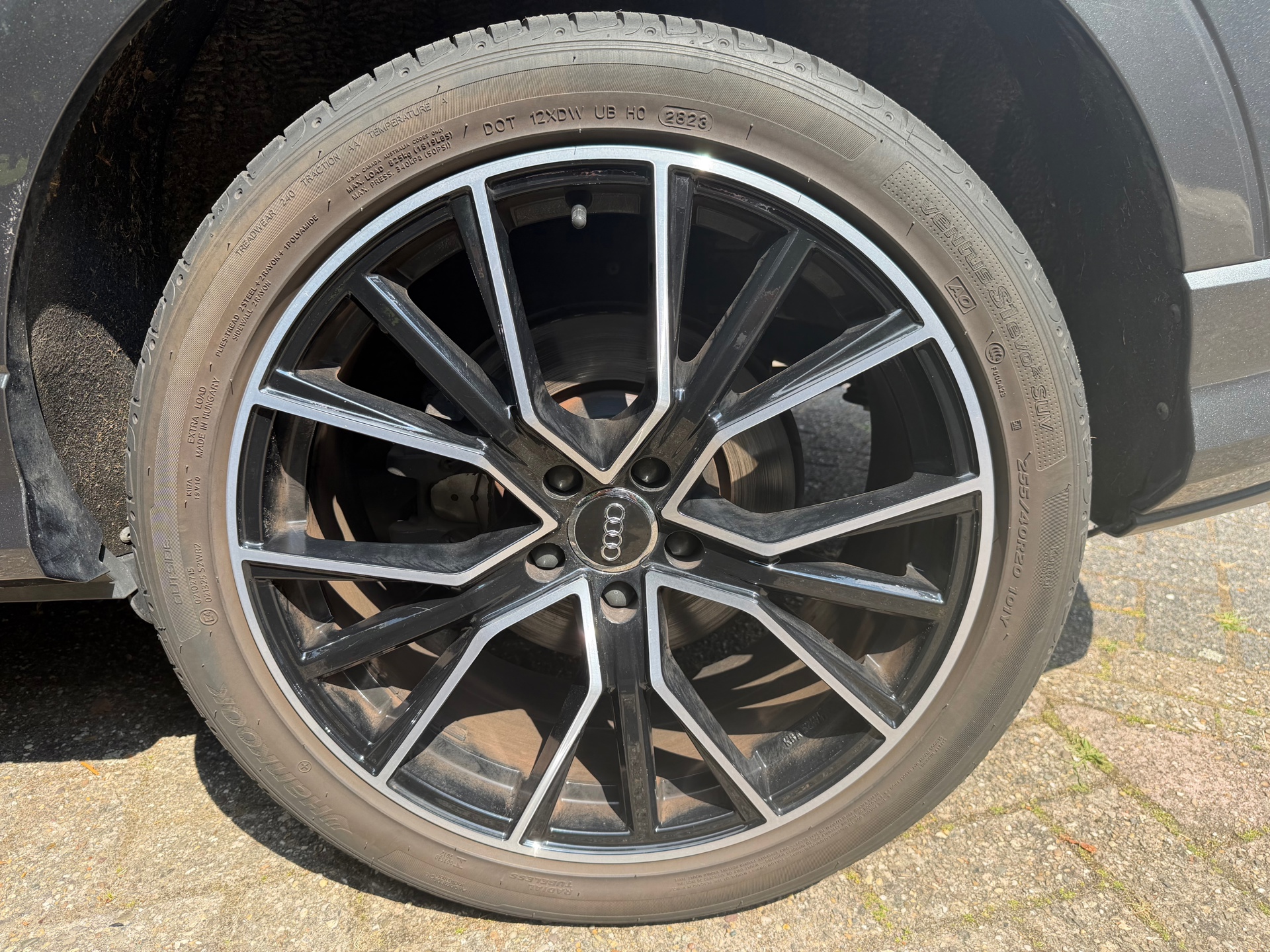 Foto van Audi Q3 E-tron