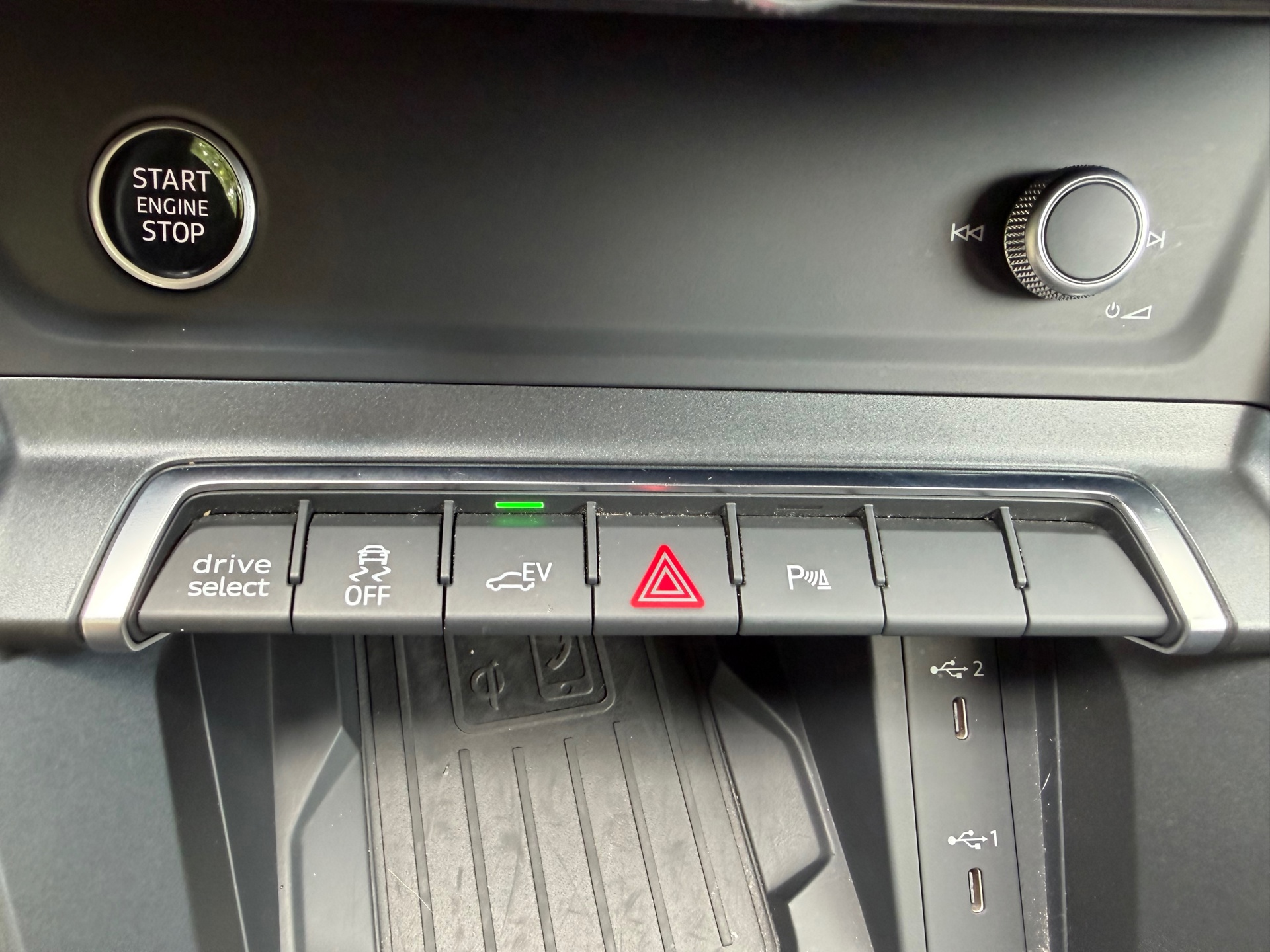 Foto van Audi Q3 E-tron