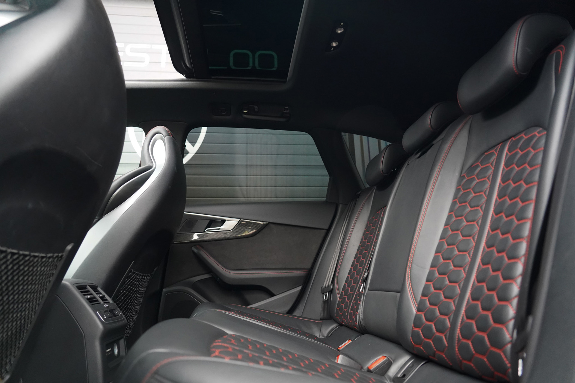 Foto van Audi RS 4 Avant