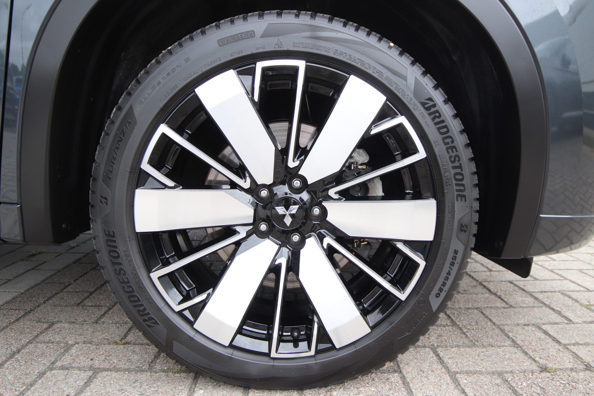 Foto van Mitsubishi Mitsubishi Outlander