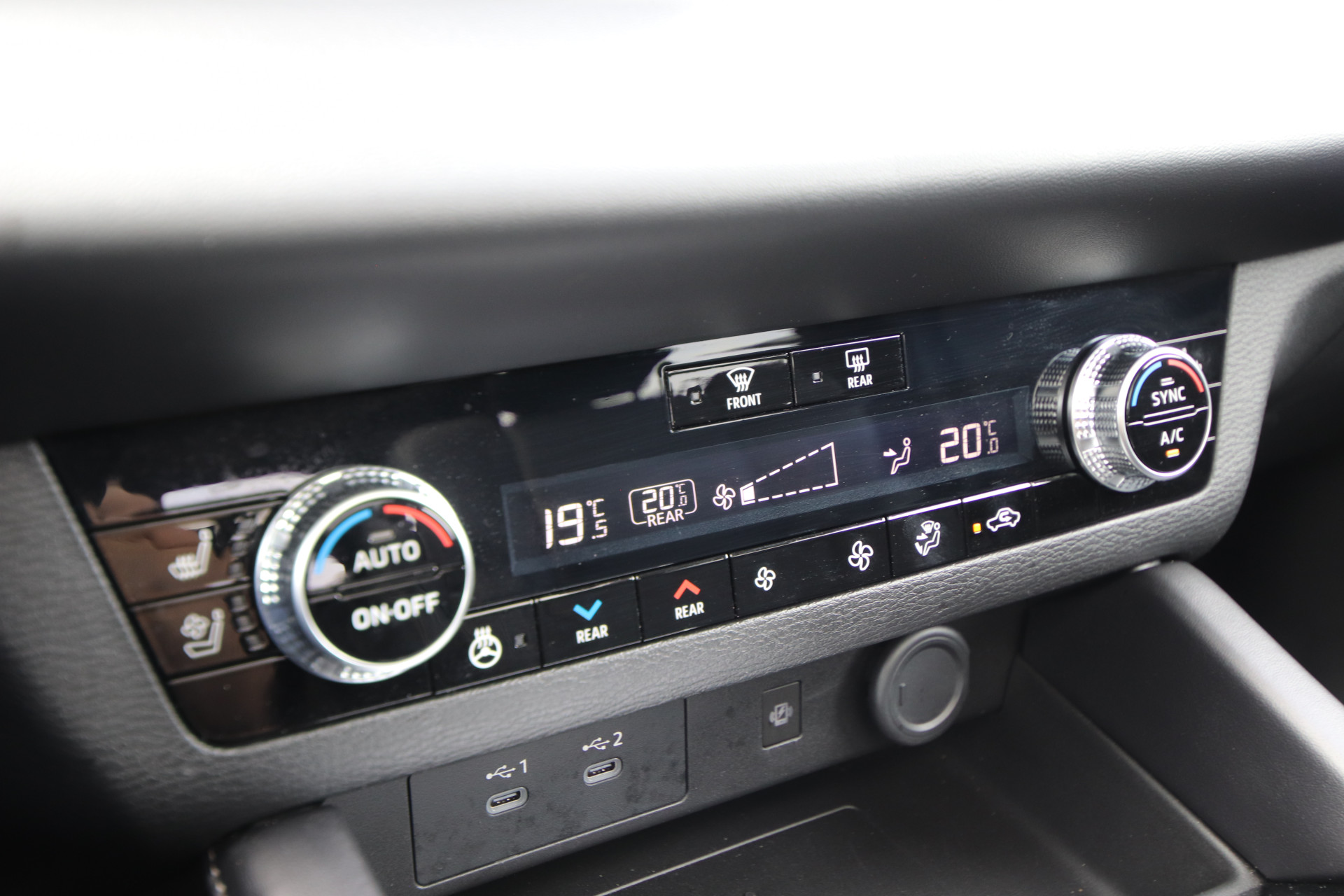 Foto van Mitsubishi Mitsubishi Outlander