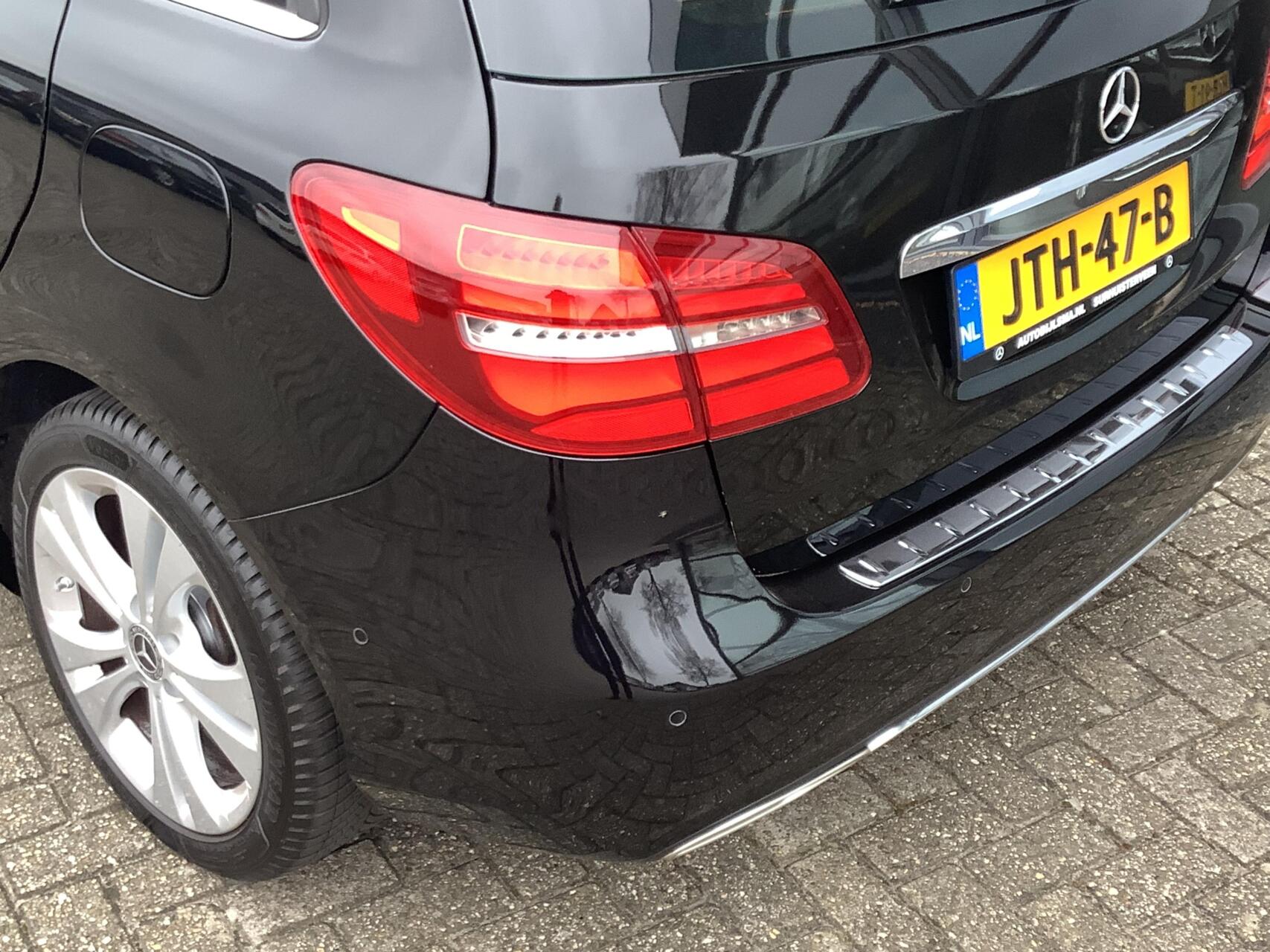 Foto van Mercedes-Benz B 200