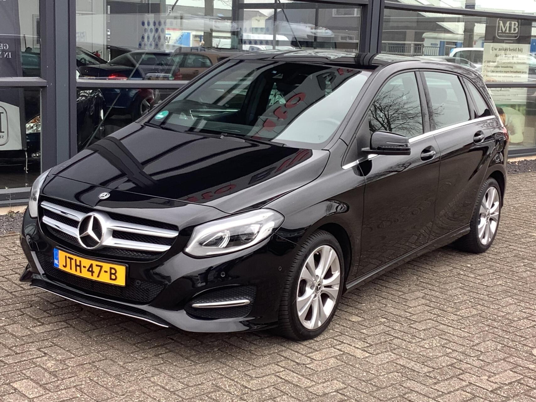 Foto van Mercedes-Benz B 200