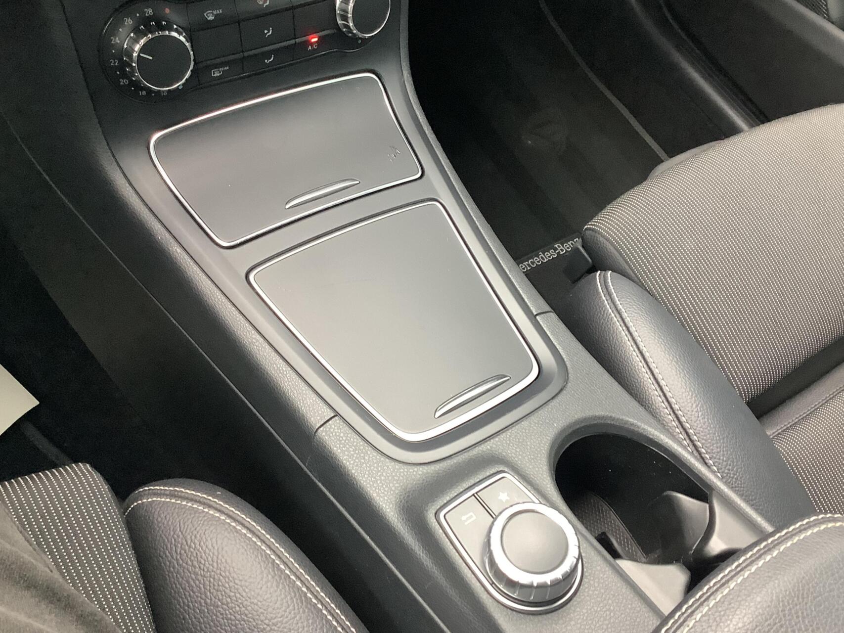 Foto van Mercedes-Benz B 200