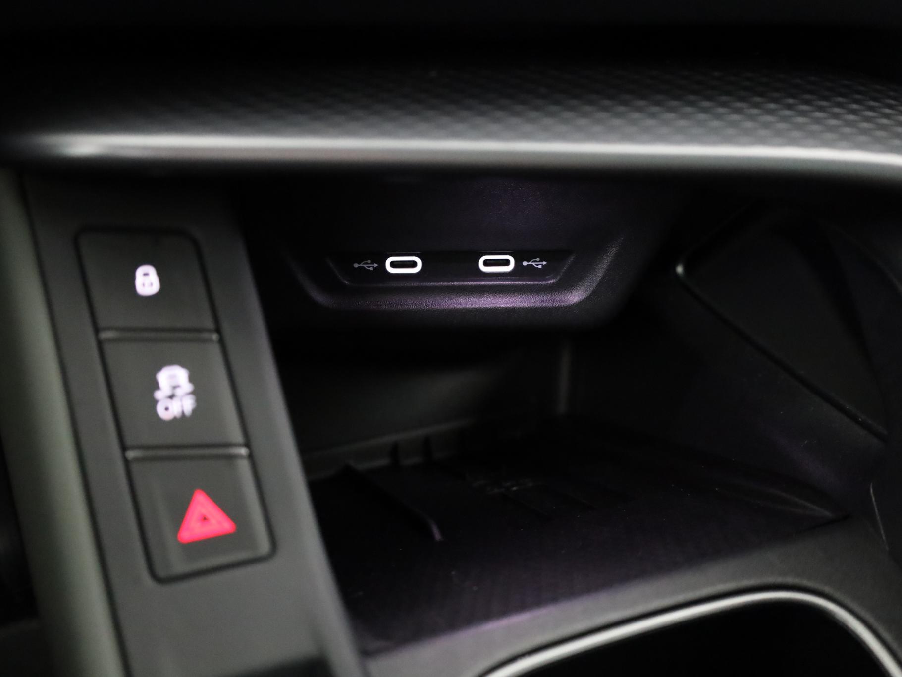Foto van Cupra Terramar E-hybrid