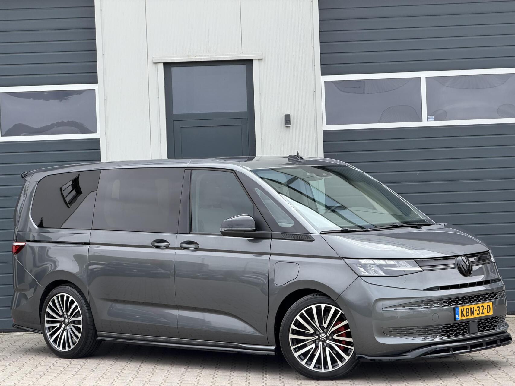 Volkswagen Multivan 1.4 eHybrid L2H1 Style / Maxton / Uniek 2023 - voorkant