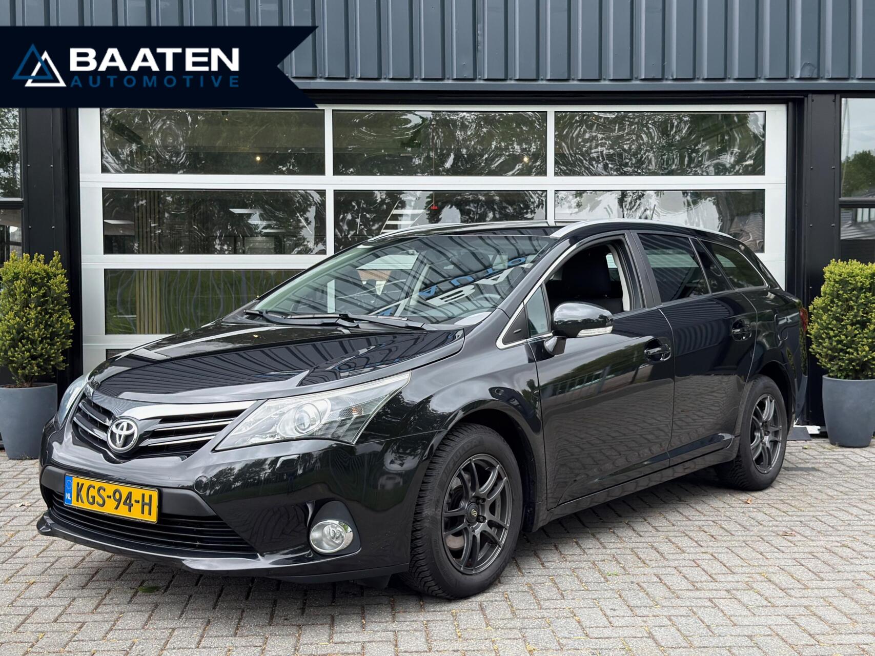 Toyota Avensis Wagon 1.8 VVTi Business|2e eig.|Camera|BT|Cruise 2012 - voorkant