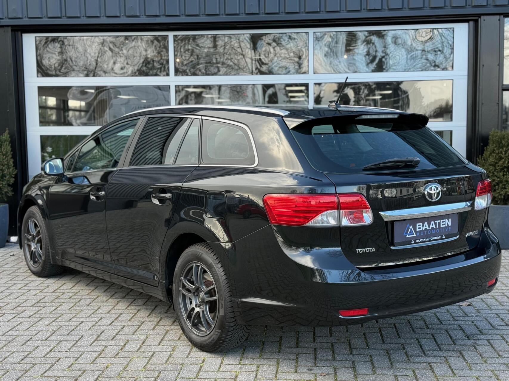 Foto van Toyota Avensis Wagon