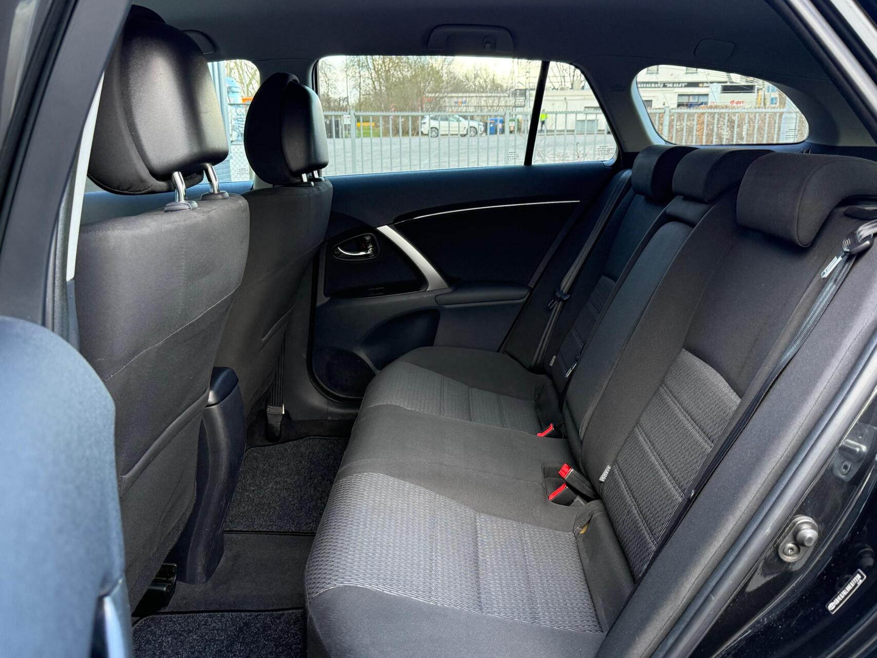 Foto van Toyota Avensis Wagon