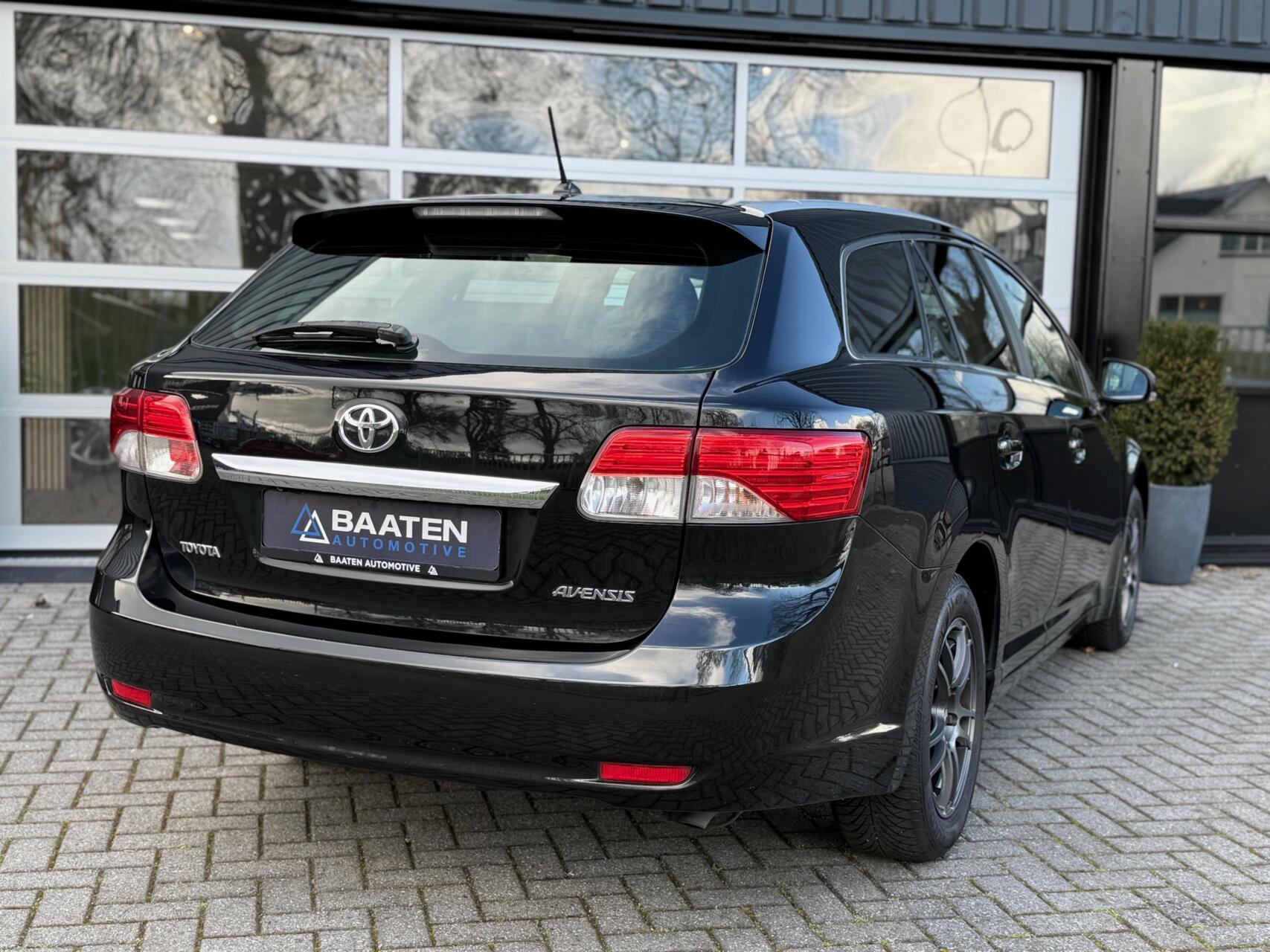 Foto van Toyota Avensis Wagon