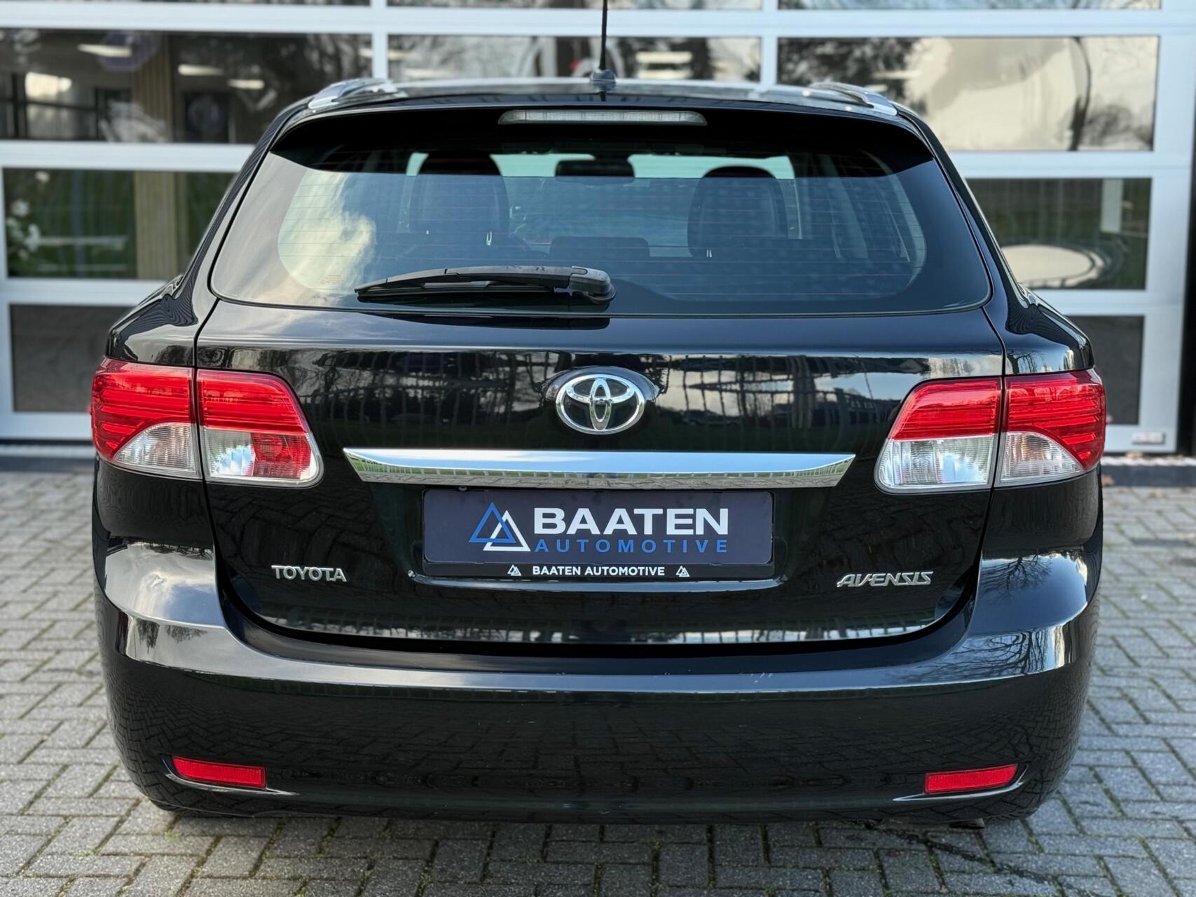 Foto van Toyota Avensis Wagon
