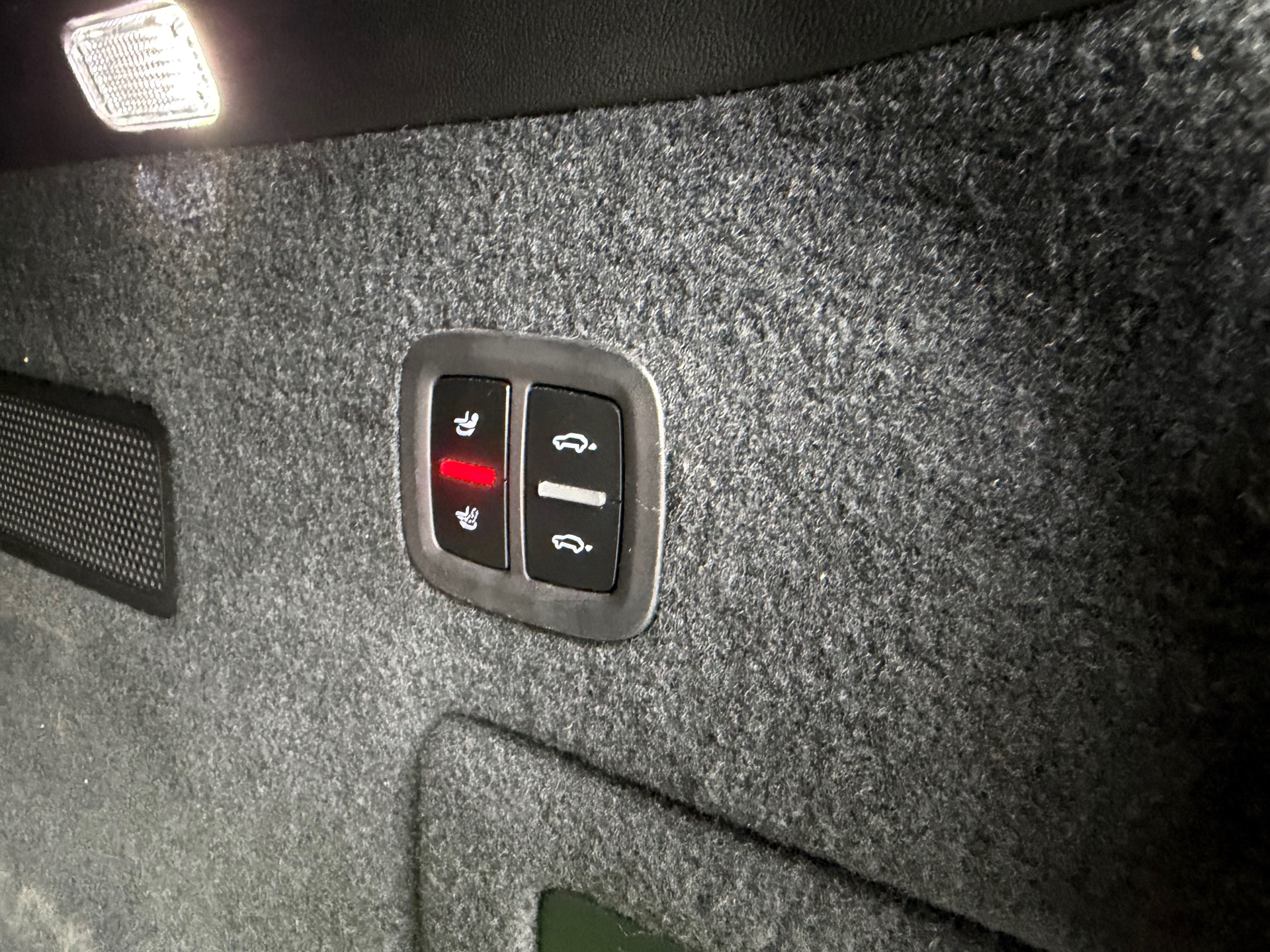 Foto van Porsche Cayenne E-hybrid