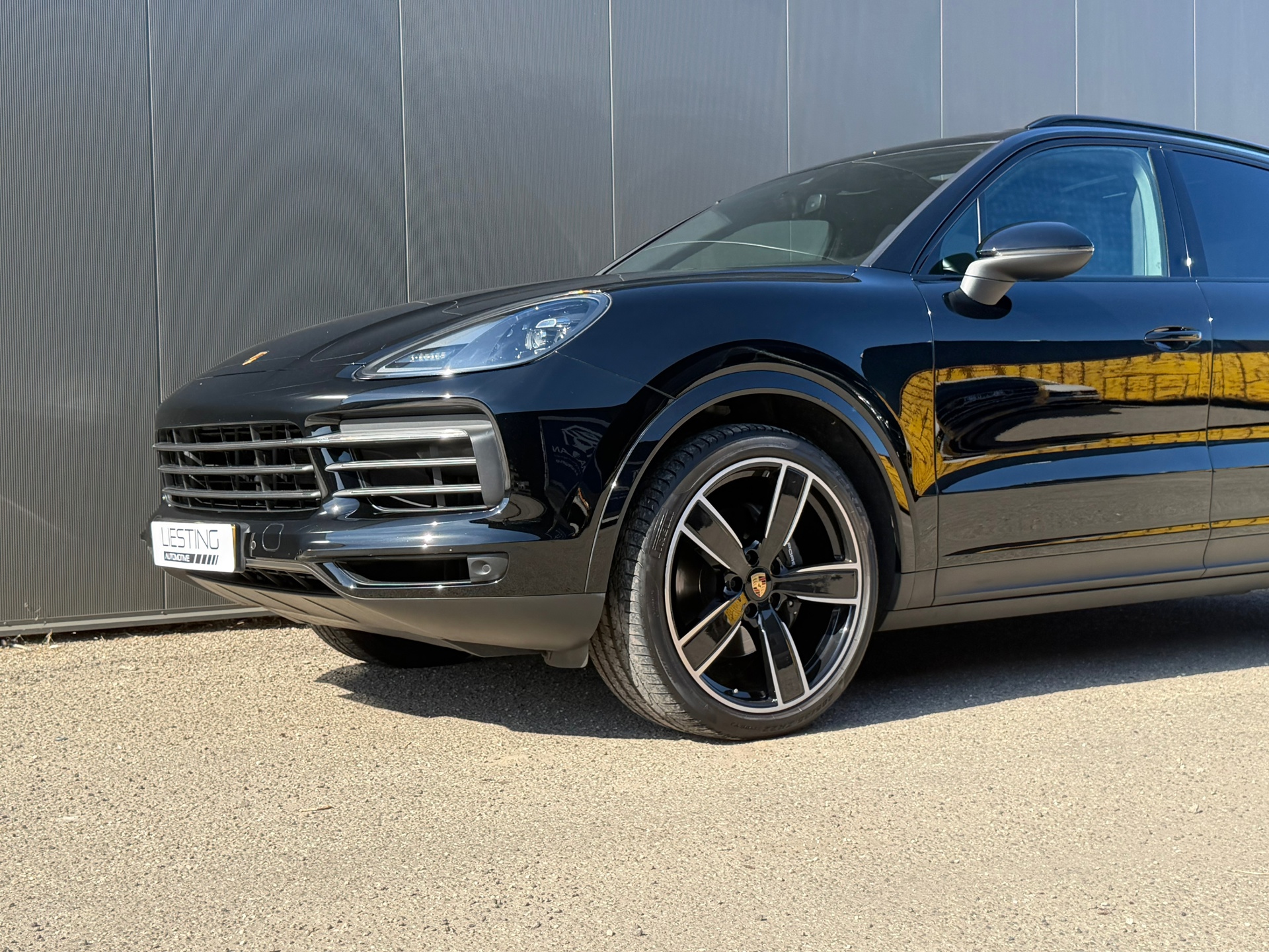 Foto van Porsche Cayenne E-hybrid