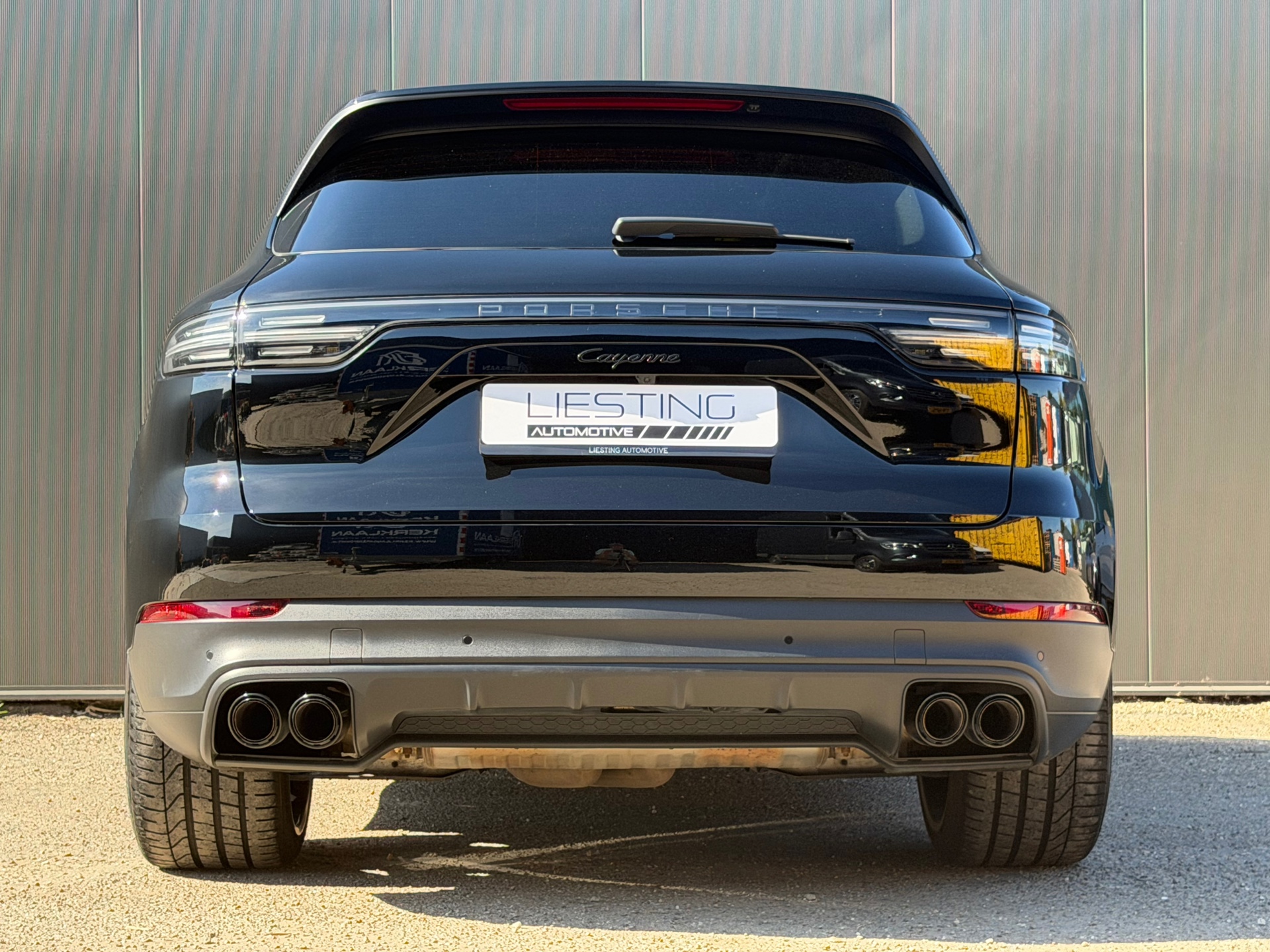 Foto van Porsche Cayenne E-hybrid