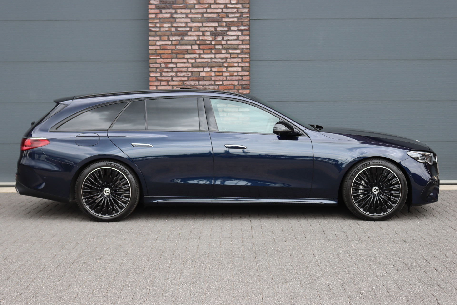 Foto van Mercedes-Benz E-klasse Estate