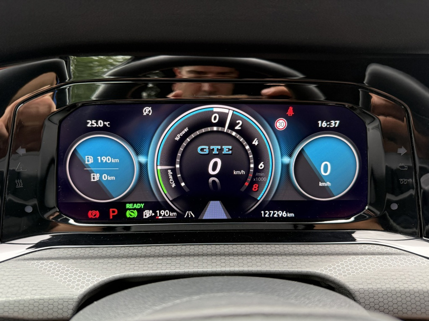 Foto van Volkswagen Golf GTE