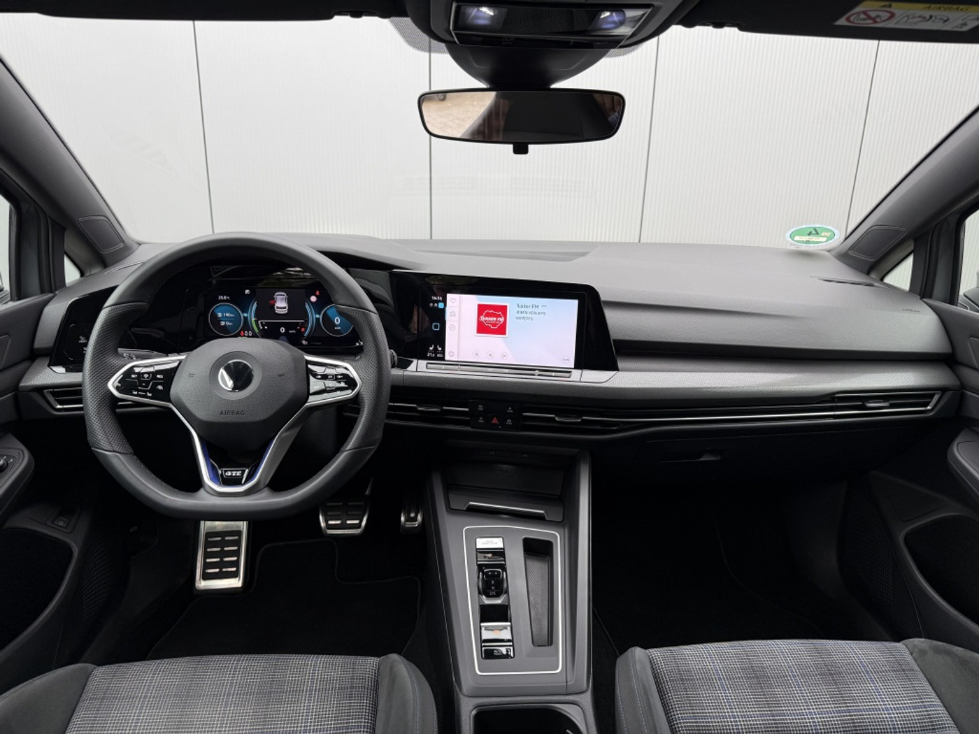 Foto van Volkswagen Golf GTE