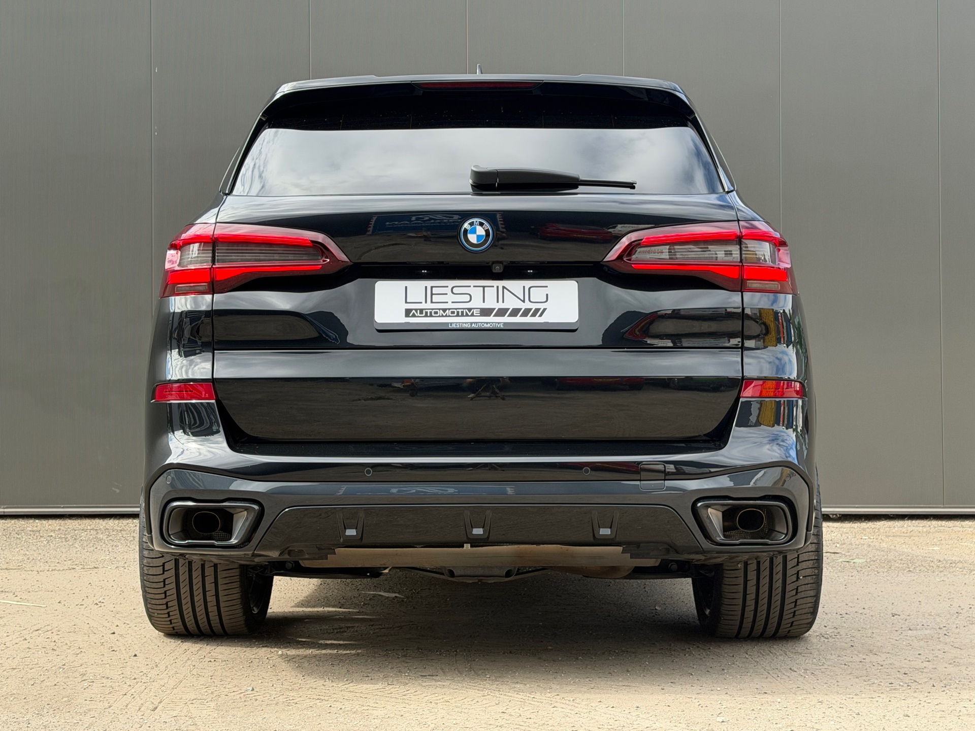 Foto van BMW X5 Xdrive45e