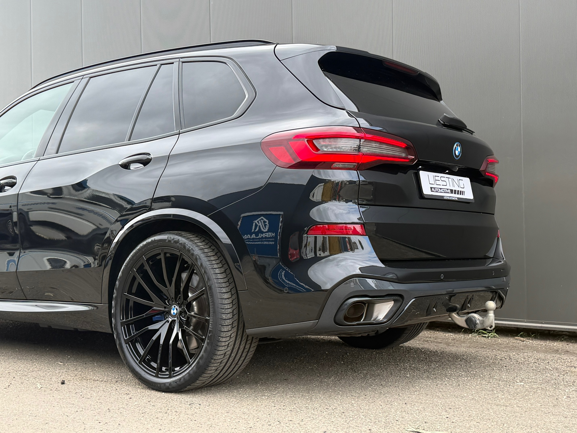 Foto van BMW X5 Xdrive45e