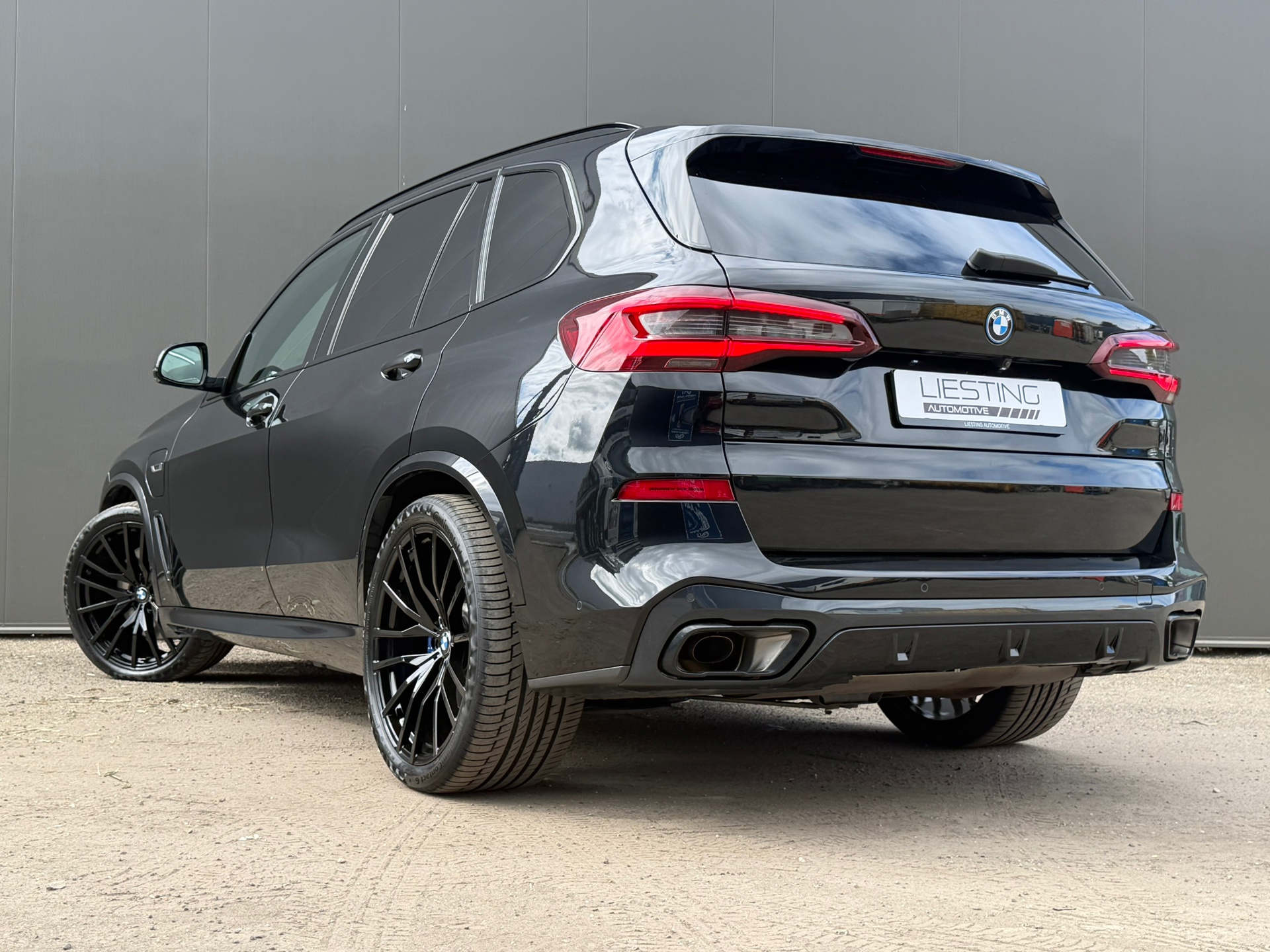 Foto van BMW X5 Xdrive45e
