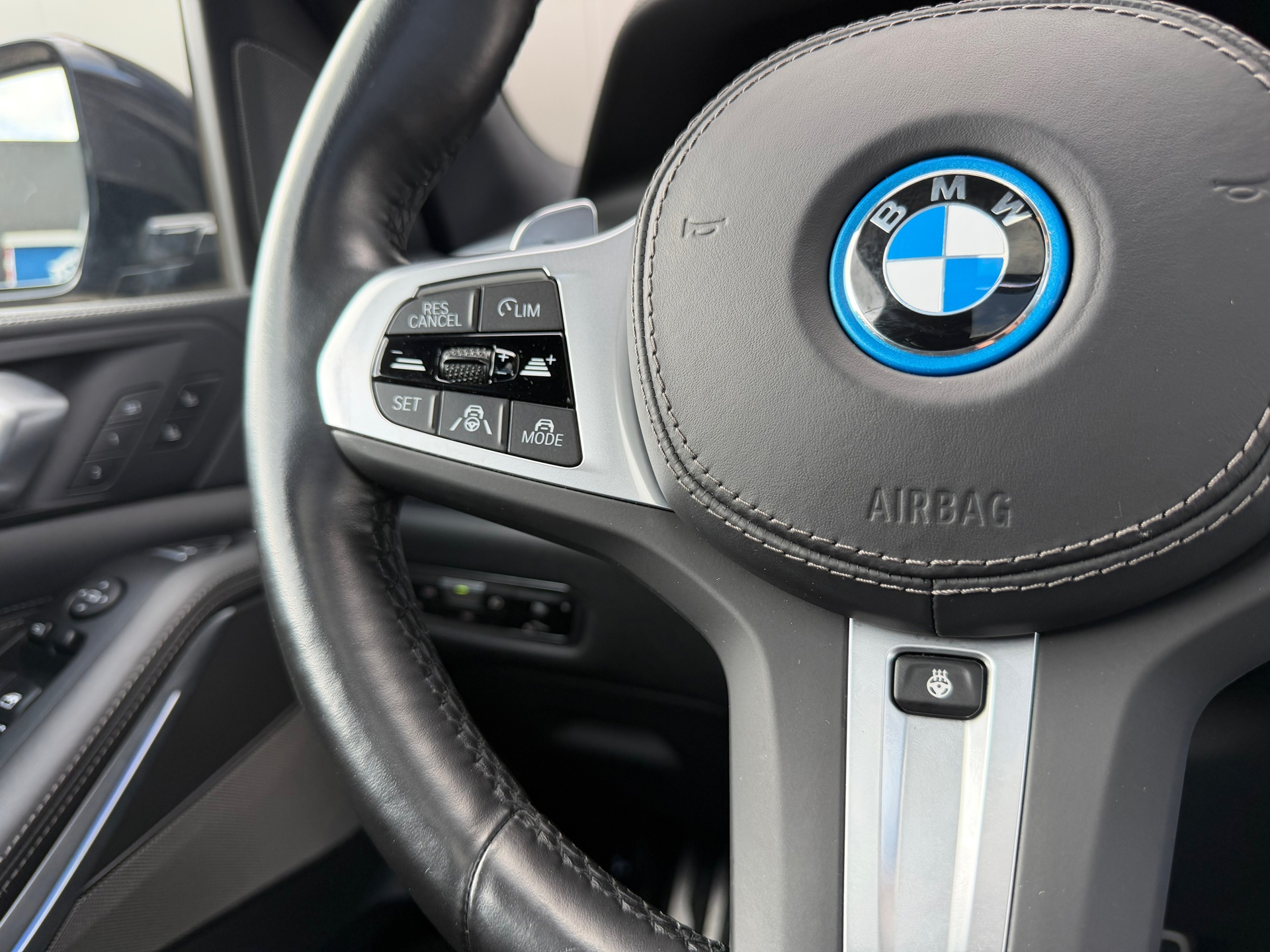 Foto van BMW X5 Xdrive45e