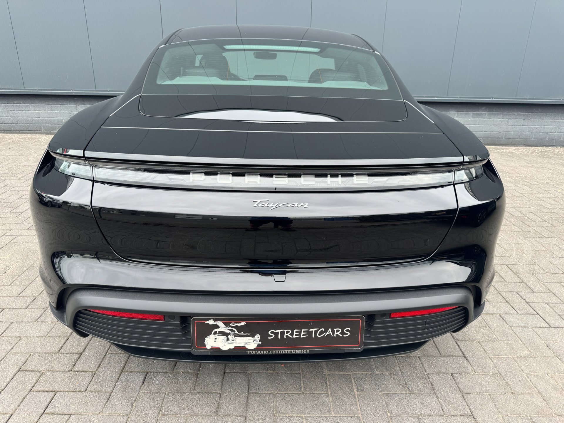 Foto van Porsche Taycan