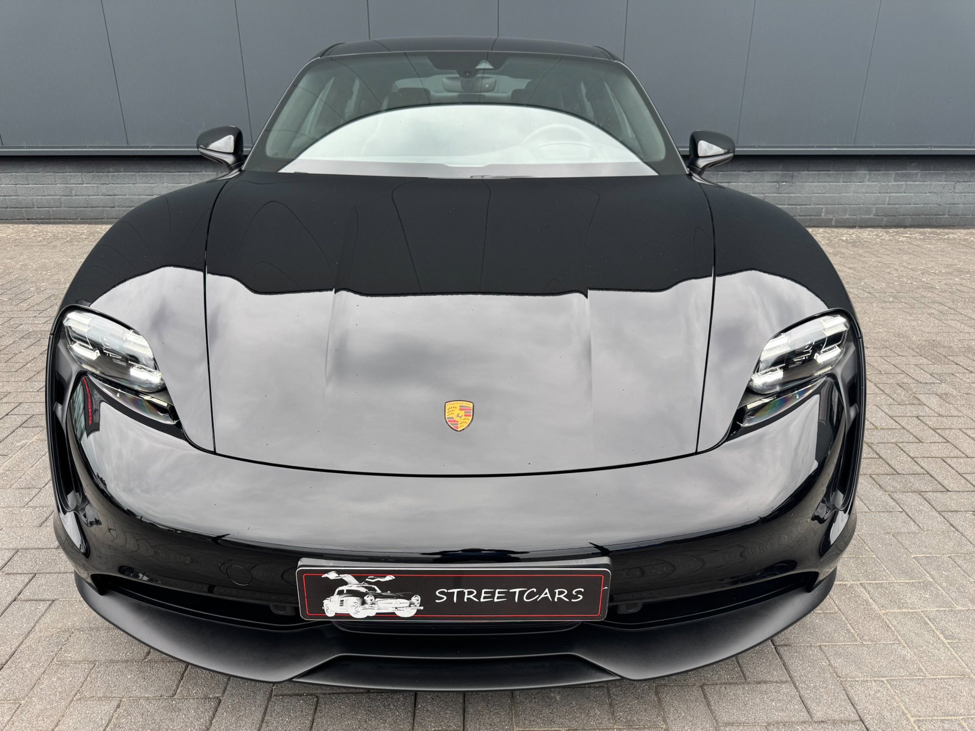 Foto van Porsche Taycan