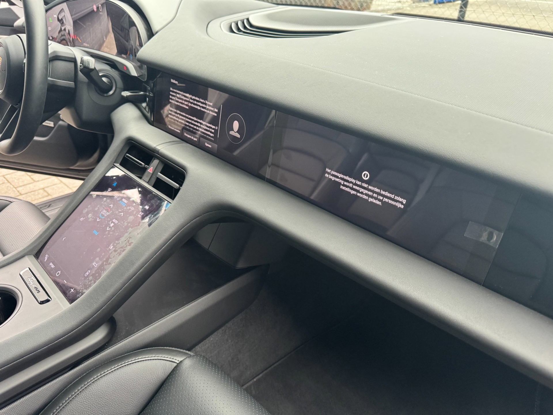 Foto van Porsche Taycan